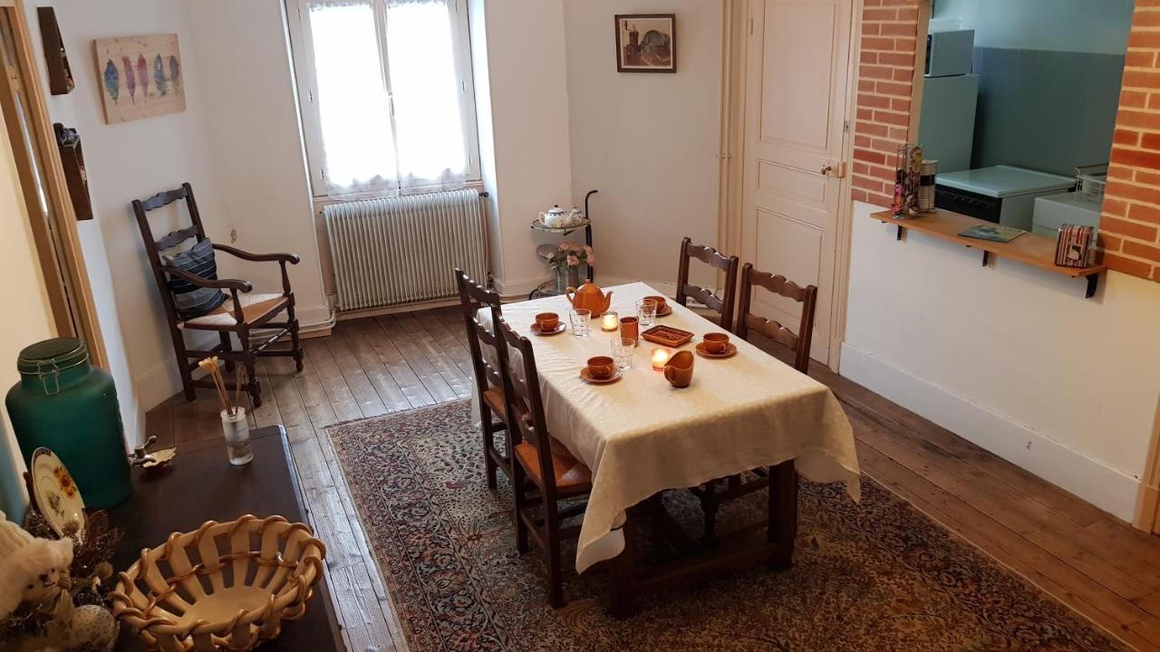 Ferienwohnung Les Petites Forges Auxonne Exterior foto